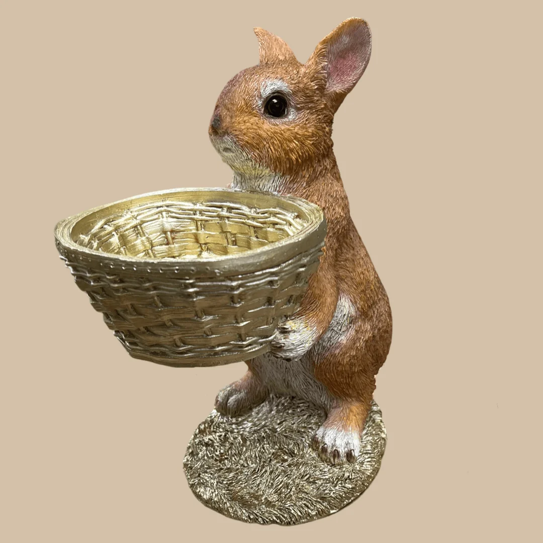 Eekhoorn bruin met mandje h.19cm